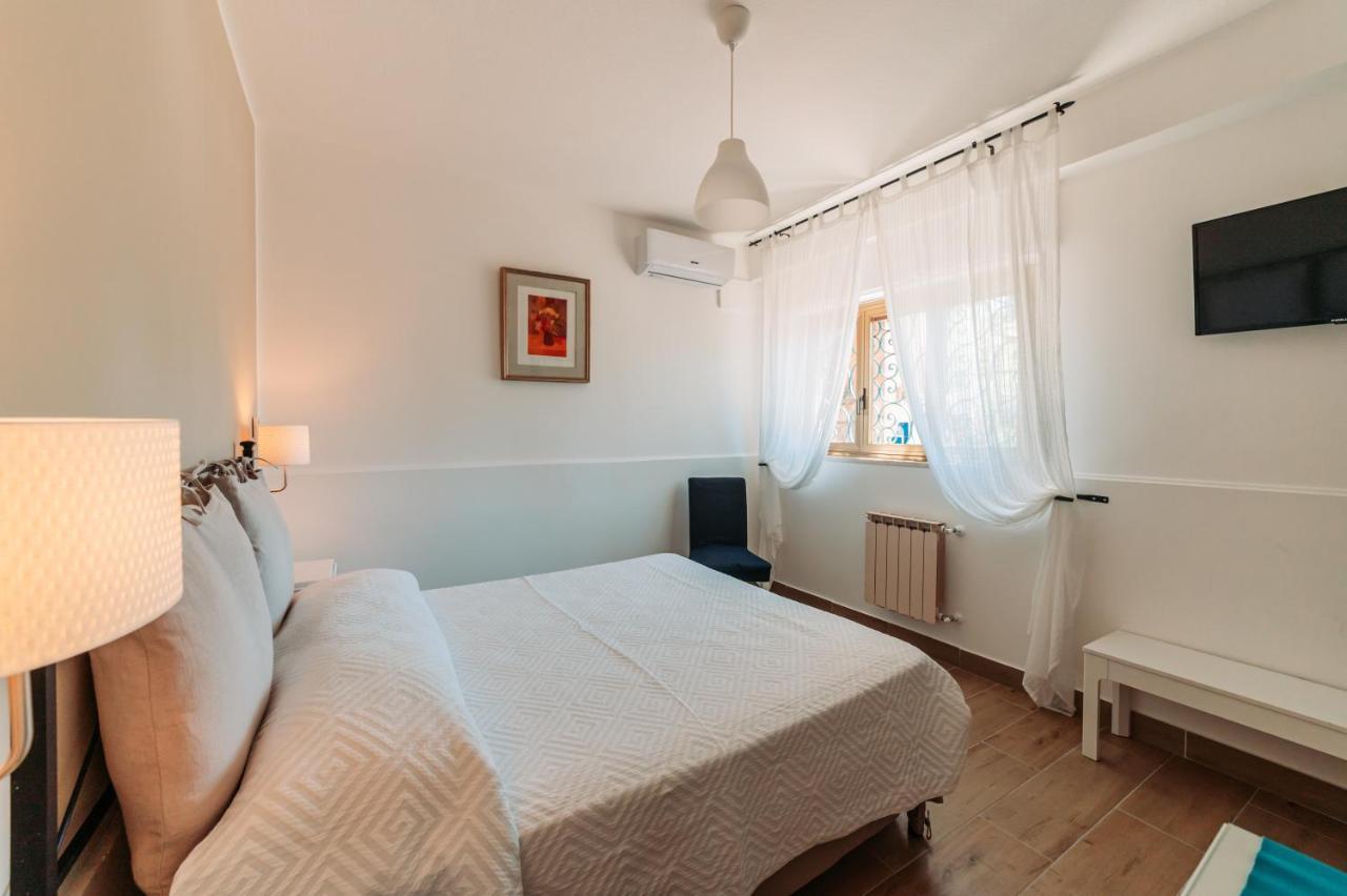 B&B Casa Al Vicolo 2 Taormina Bagian luar foto